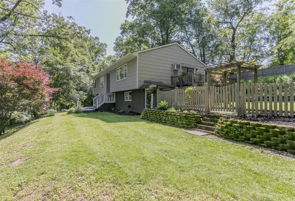 100 Randall Street Florida NY 10921