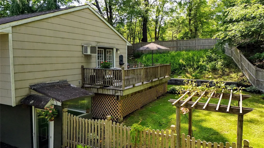 100 Randall Street Florida NY 10921