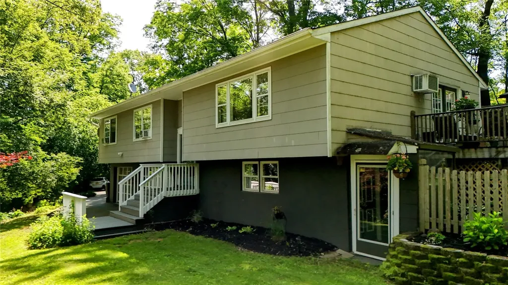 100 Randall Street Florida NY 10921