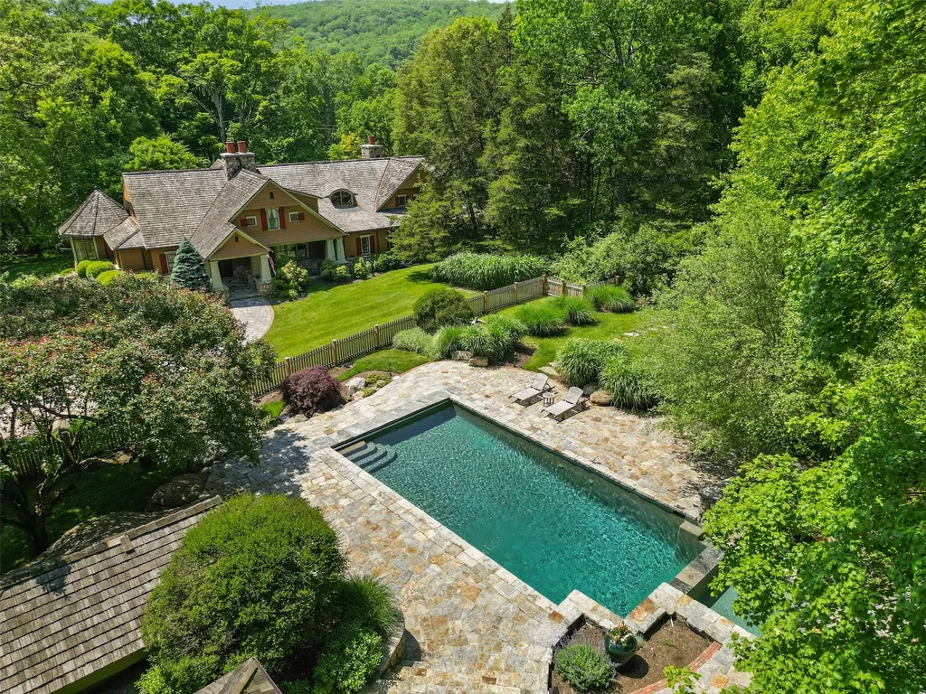 54 Old Stone Hill Road Pound Ridge NY 10576