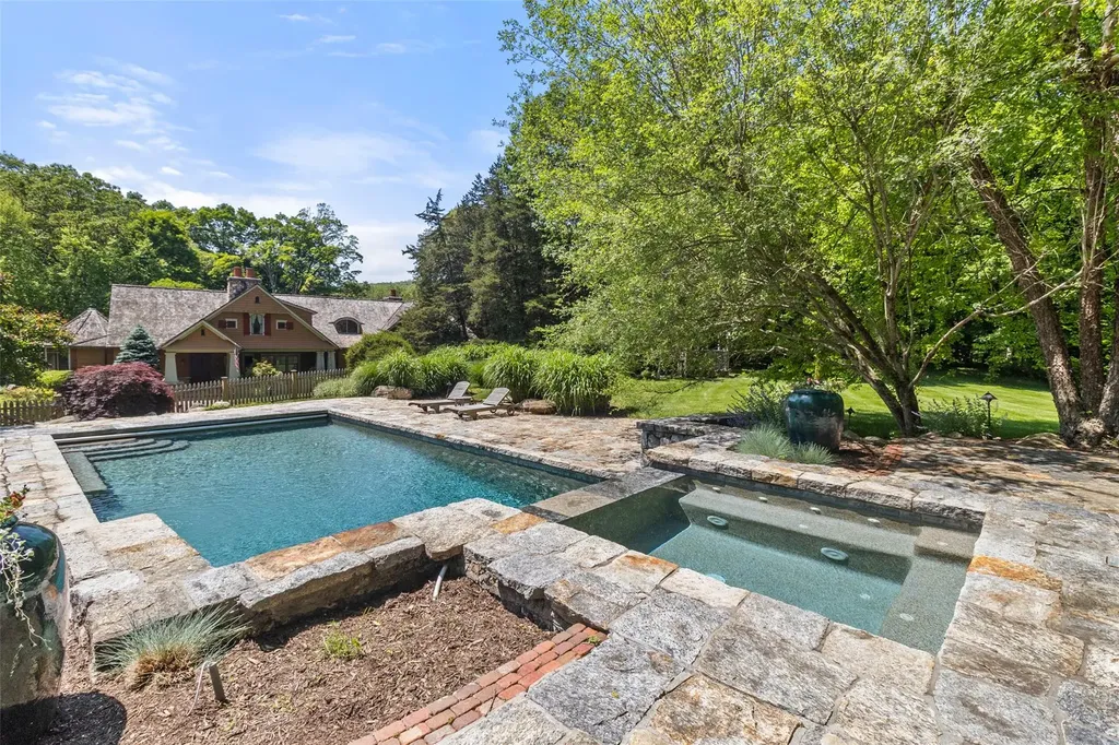 54 Old Stone Hill Road Pound Ridge NY 10576