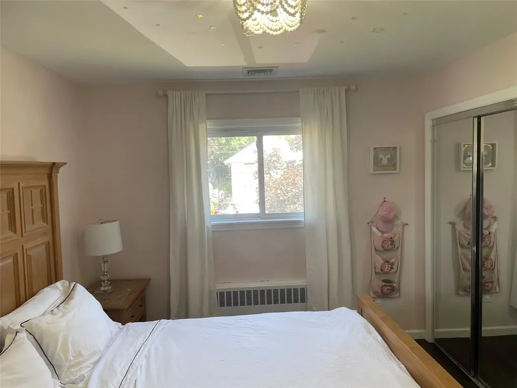 232 Vincent Drive East Meadow NY 11554
