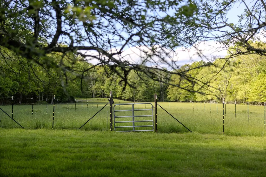 763 County Road 114 Cochecton NY 12726