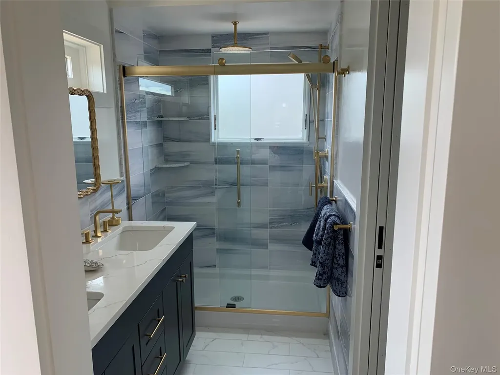 7 Atlantic Avenue Seaview NY 11770