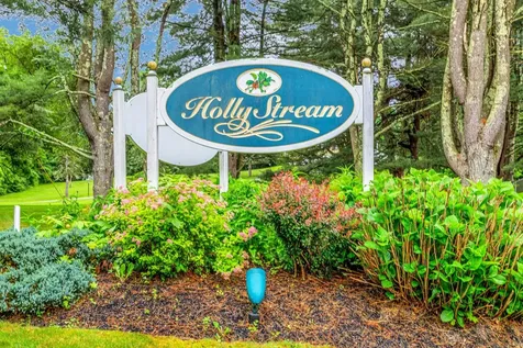 804 Holly Stream Court Brewster NY 10509