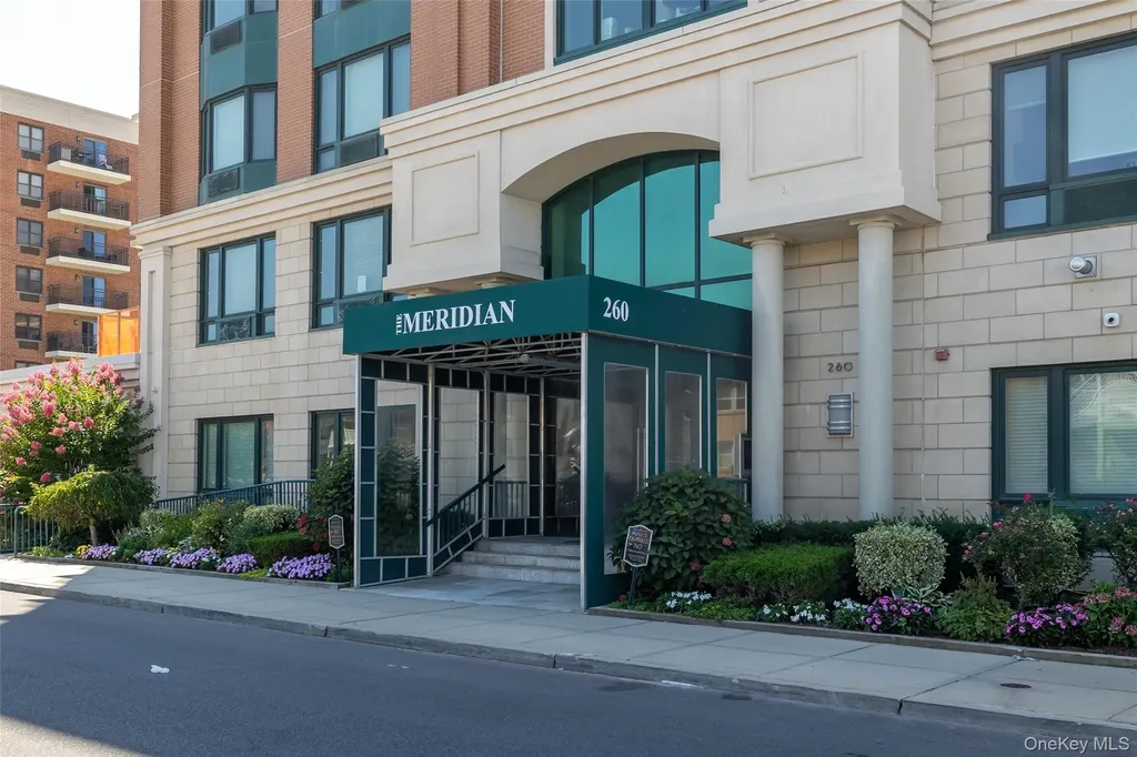 260 W Broadway Long Beach NY 11561