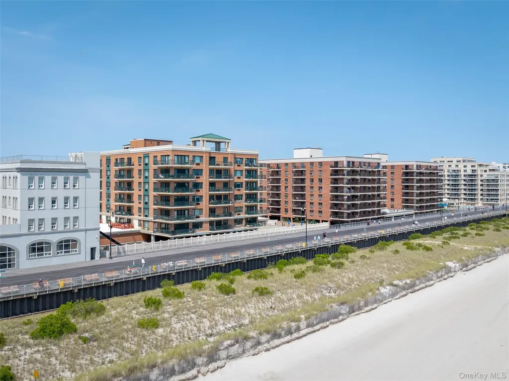 260 W Broadway Long Beach NY 11561