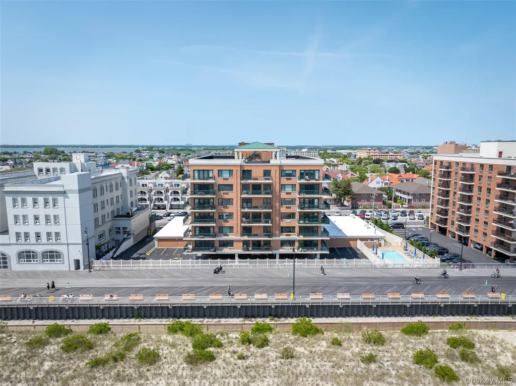 260 W Broadway Long Beach NY 11561