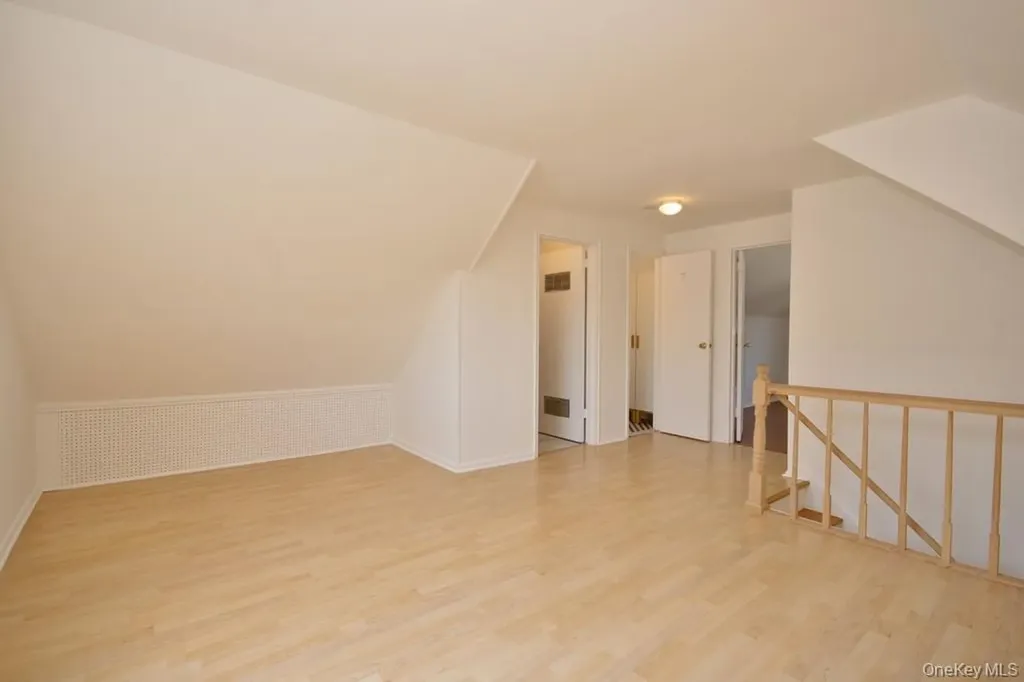 12 Babbitt Court Elmsford NY 10523