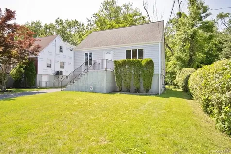 12 Babbitt Court Elmsford NY 10523