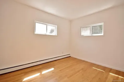 12 Babbitt Court Elmsford NY 10523