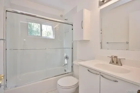 12 Babbitt Court Elmsford NY 10523