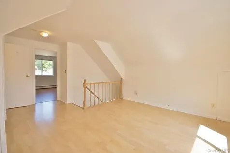 12 Babbitt Court Elmsford NY 10523