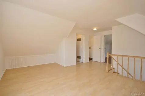 12 Babbitt Court Elmsford NY 10523