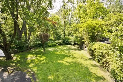 12 Babbitt Court Elmsford NY 10523