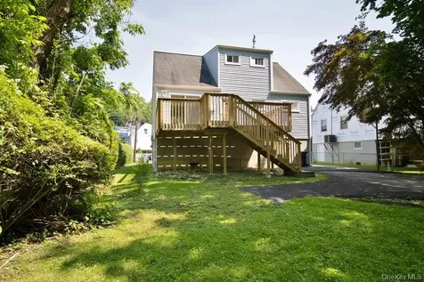 12 Babbitt Court Elmsford NY 10523