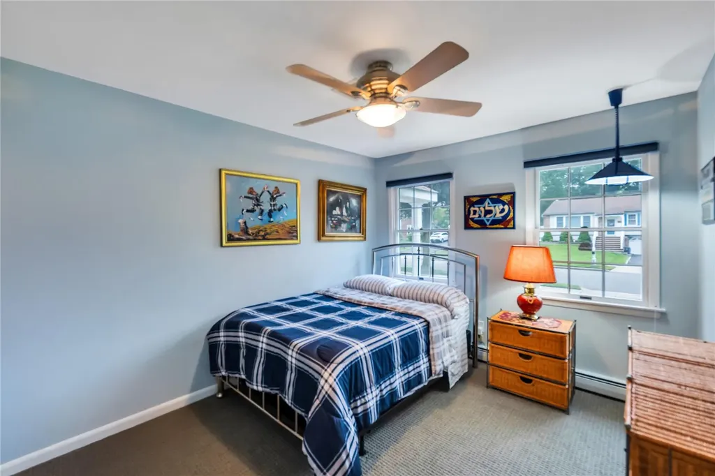 18 Commander Vic Lane Nesconset NY 11767