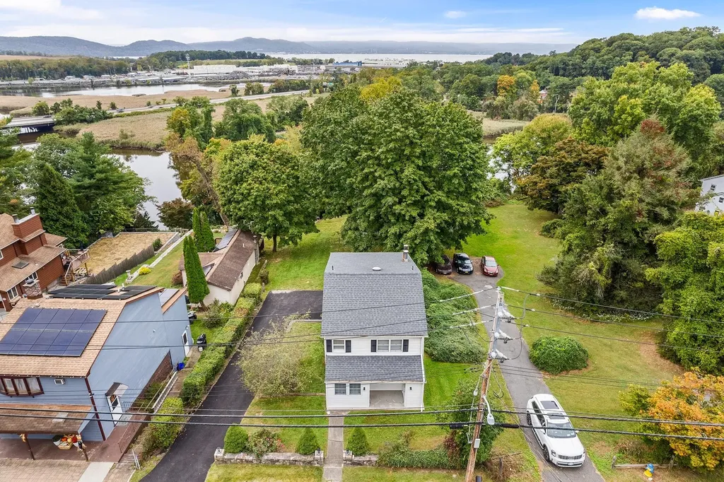 59 Old Albany Post Road Ossining NY 10562