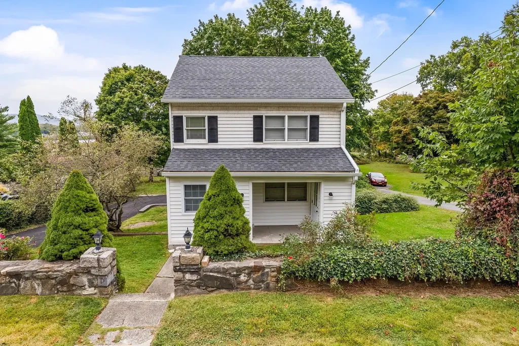 59 Old Albany Post Road Ossining NY 10562