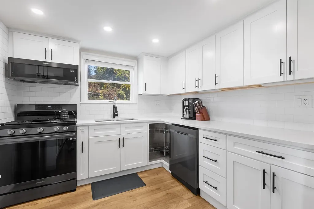 59 Old Albany Post Road Ossining NY 10562