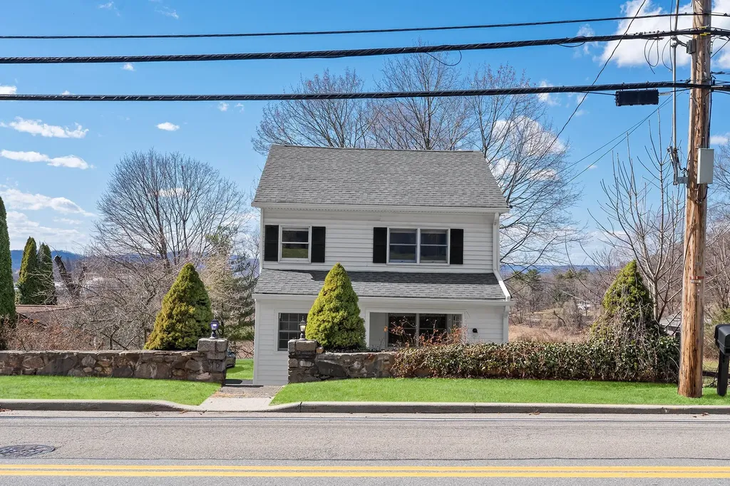 59 Old Albany Post Road Ossining NY 10562