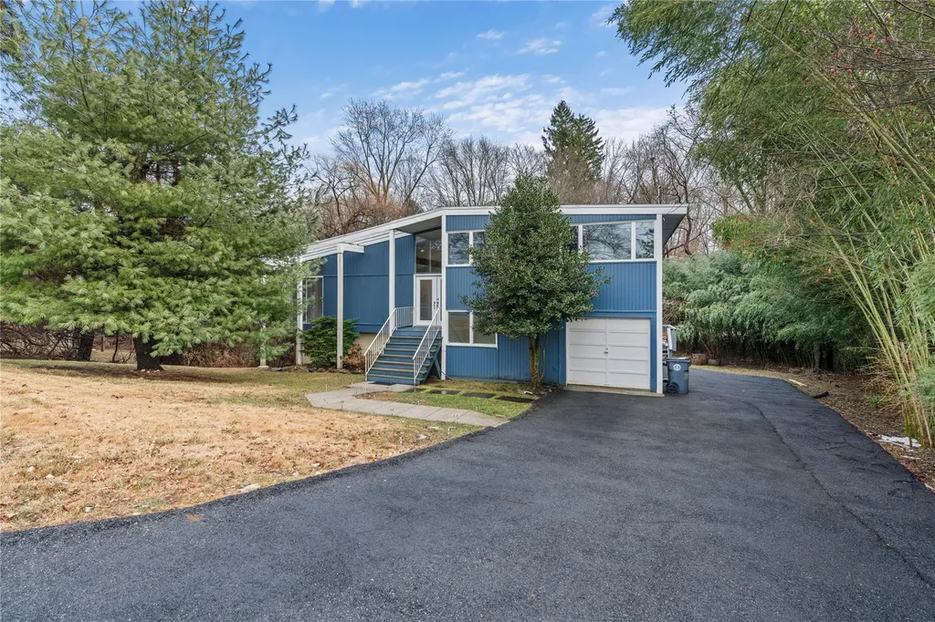 22 Balmoral Crescent Greenburgh NY 10607