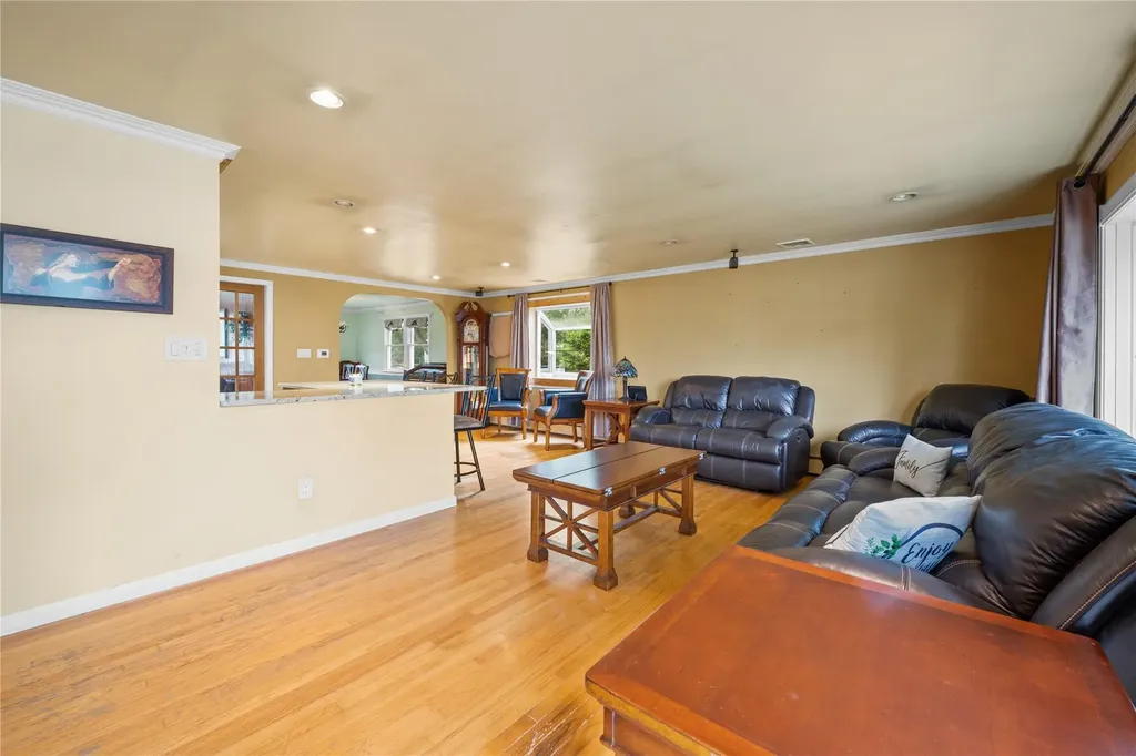 19 Coach Lane Newburgh NY 12550