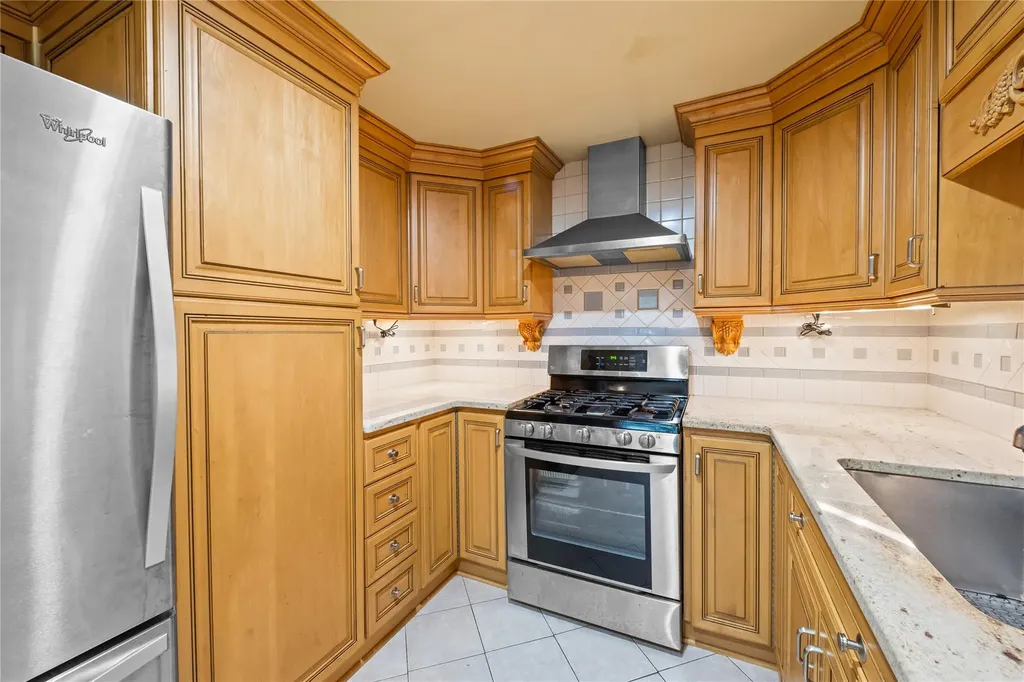 19 Coach Lane Newburgh NY 12550