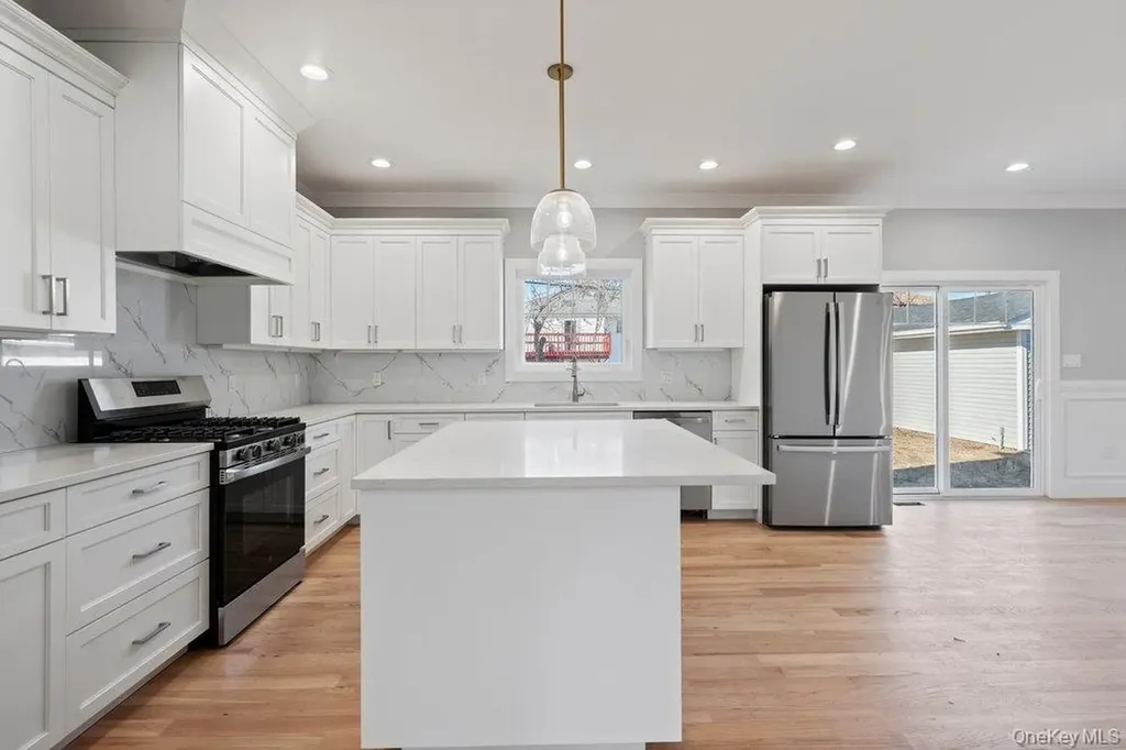 56 Seitz Drive Bethpage NY 11714