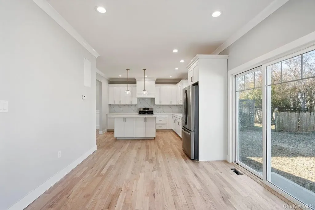 56 Seitz Drive Bethpage NY 11714