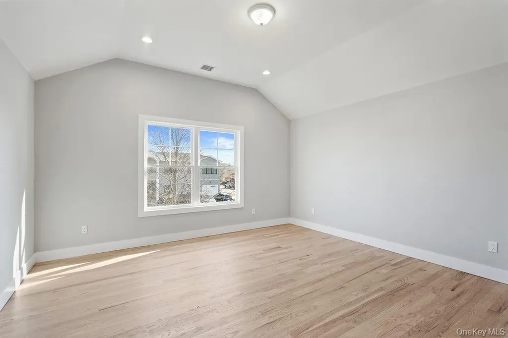 56 Seitz Drive Bethpage NY 11714