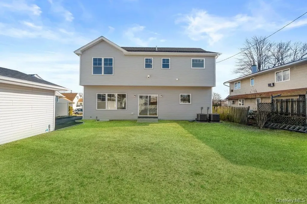 56 Seitz Drive Bethpage NY 11714