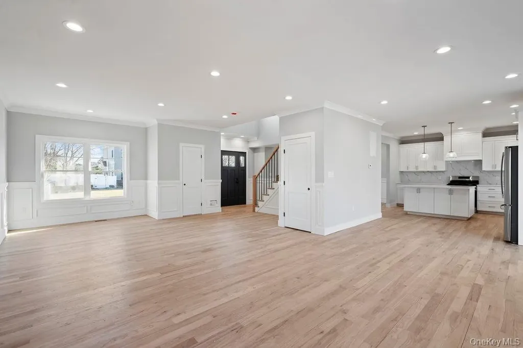 56 Seitz Drive Bethpage NY 11714