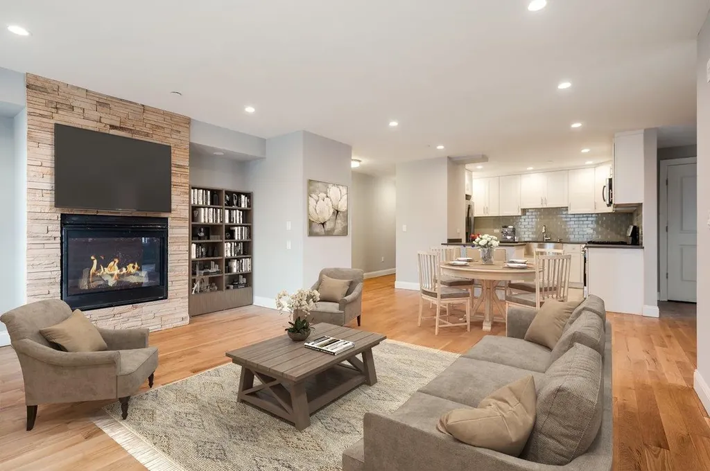 661 W Broadway Long Beach NY 11561