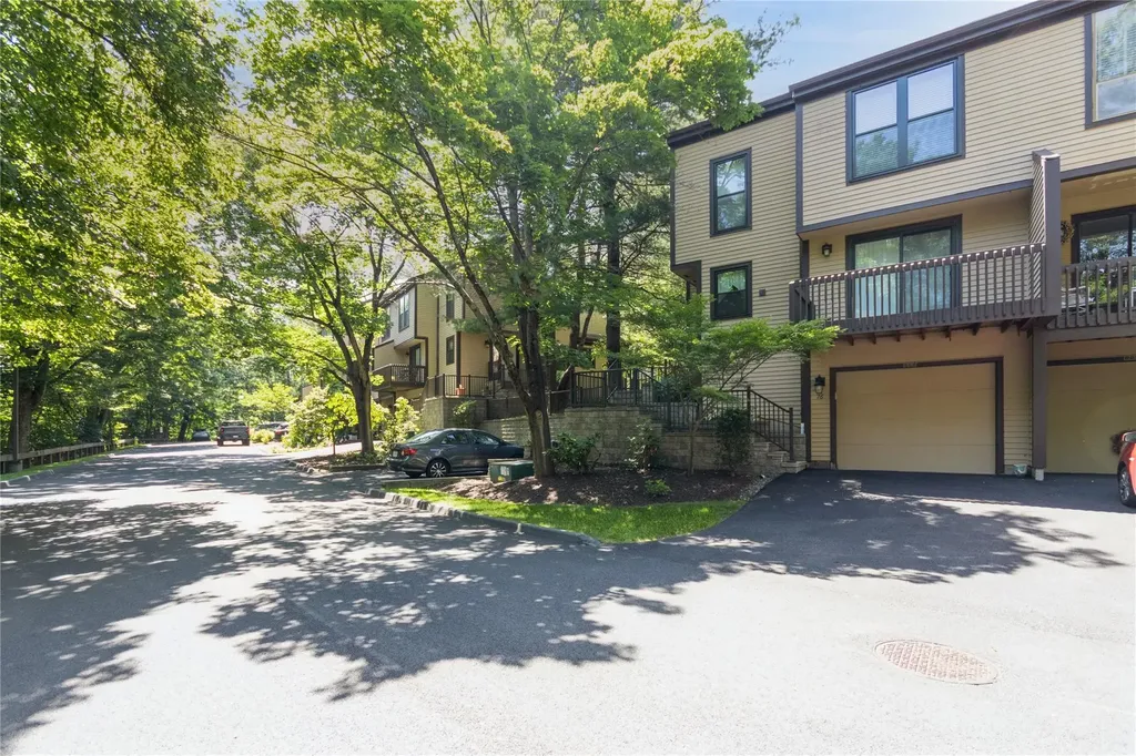 76 Deerfield Lane Ossining NY 10562