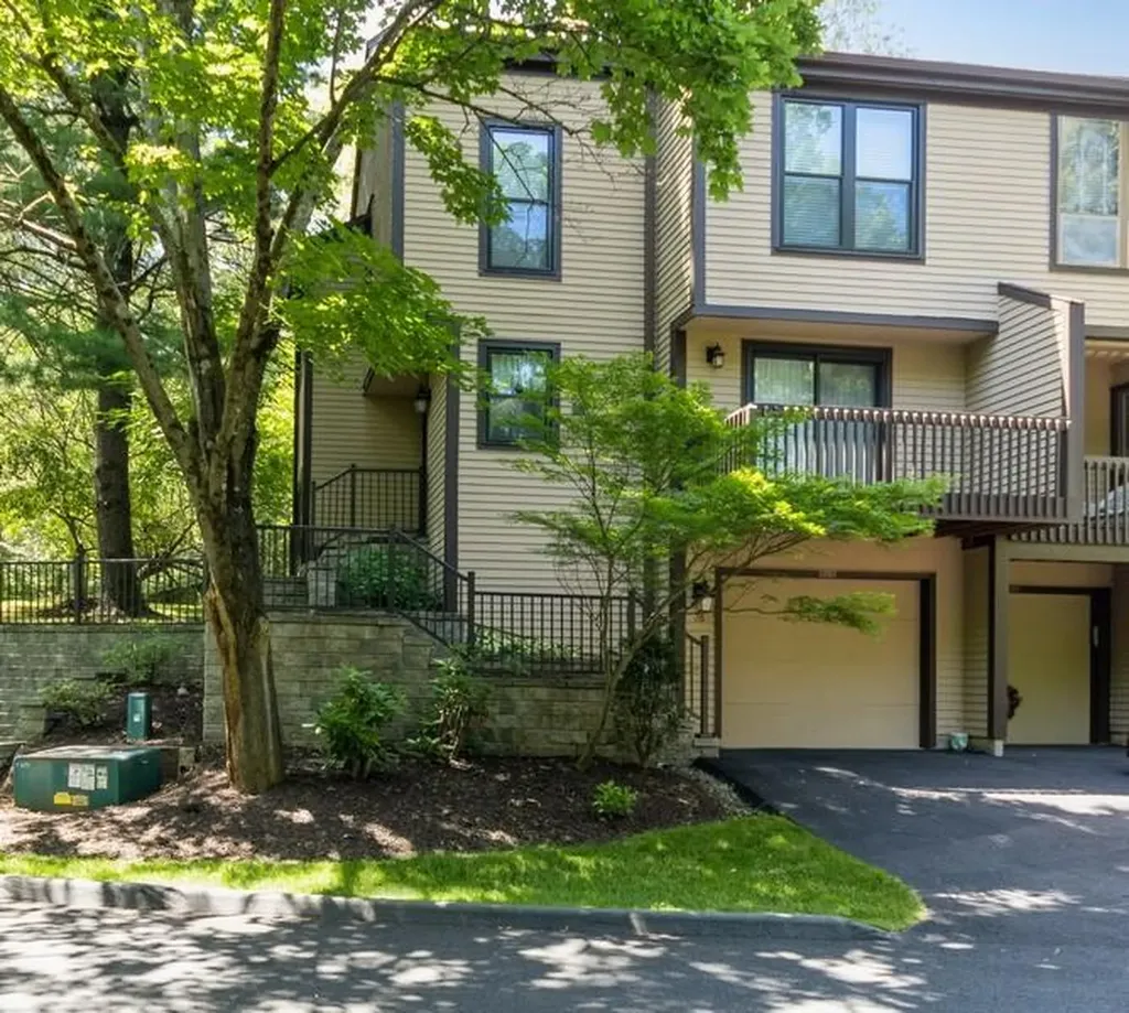 76 Deerfield Lane Ossining NY 10562