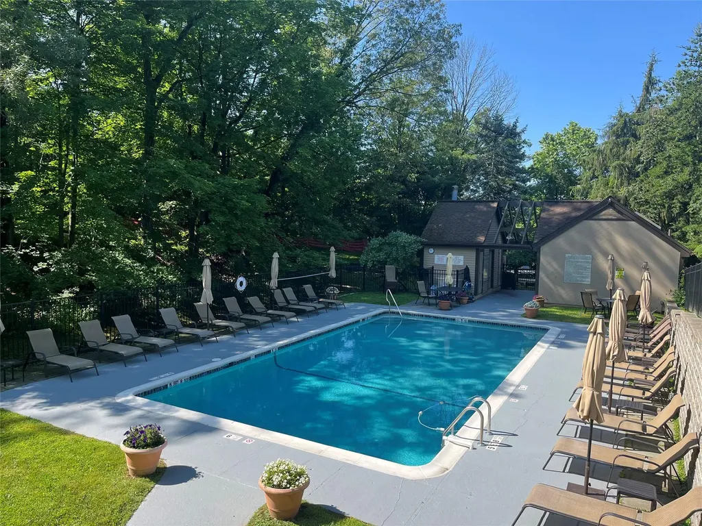 76 Deerfield Lane Ossining NY 10562