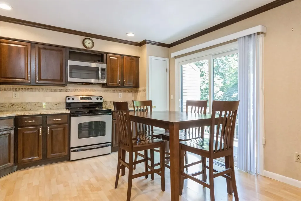 76 Deerfield Lane Ossining NY 10562