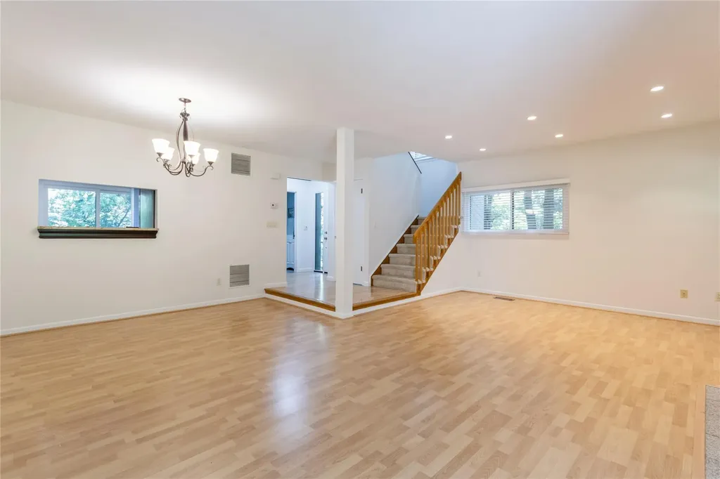 76 Deerfield Lane Ossining NY 10562