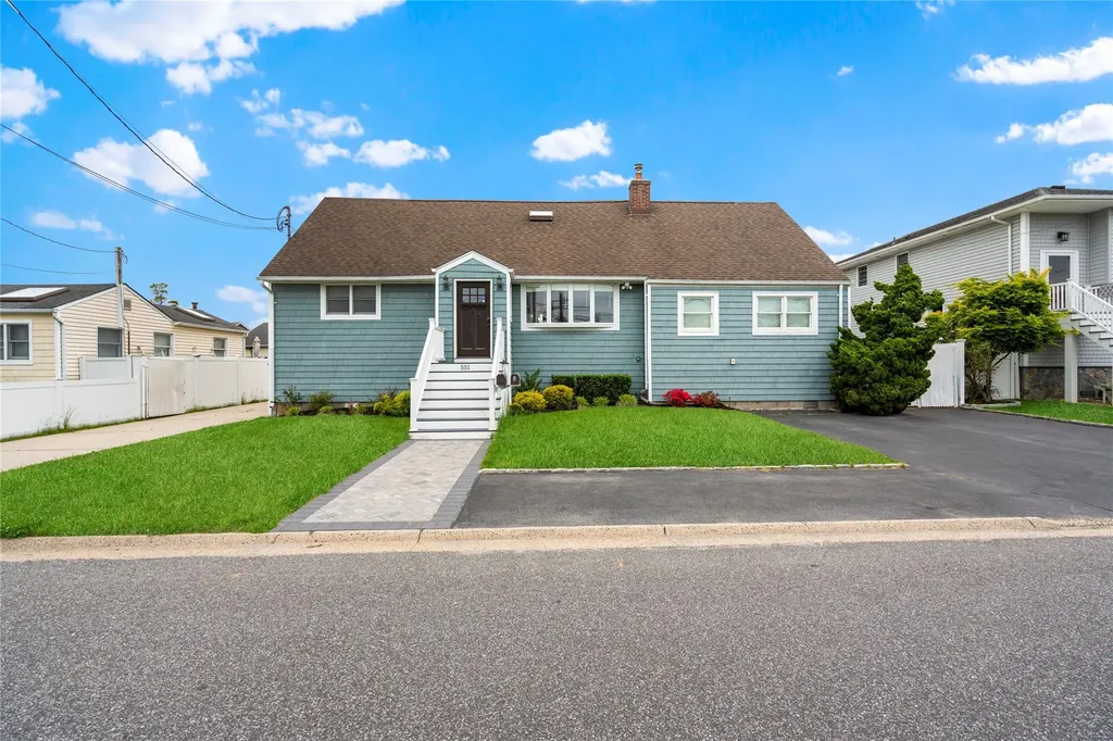 551 Fire Island Avenue Babylon NY 11702
