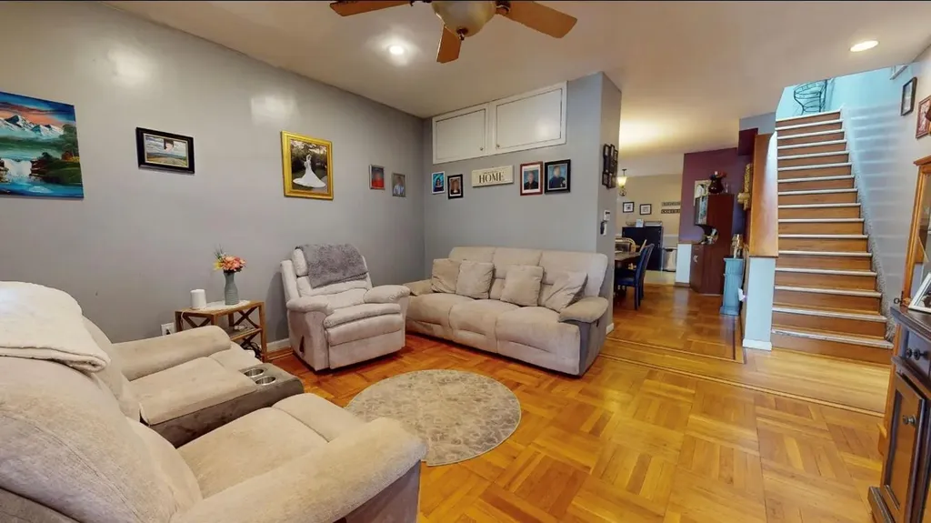 2547 Laconia Avenue Bronx NY 10469