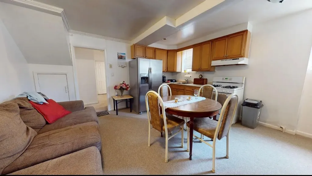 2547 Laconia Avenue Bronx NY 10469