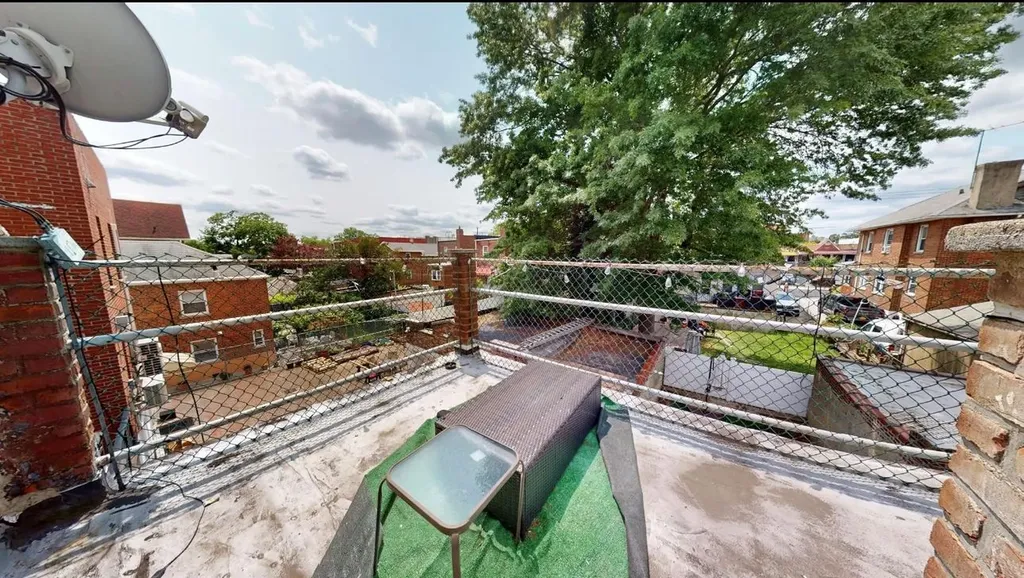 2547 Laconia Avenue Bronx NY 10469
