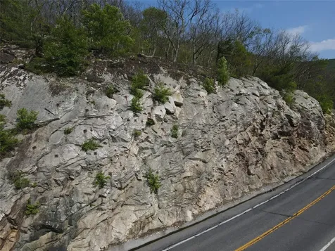 Route 52 Ellenville NY 12489