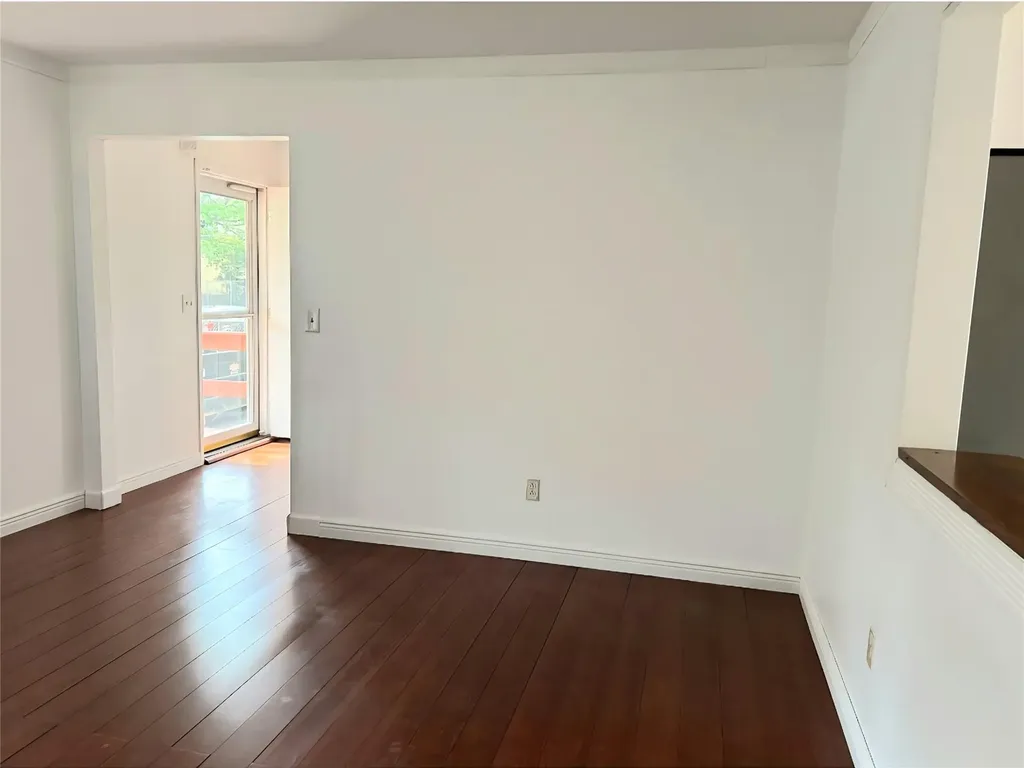 17 Erna Drive Coram NY 11727