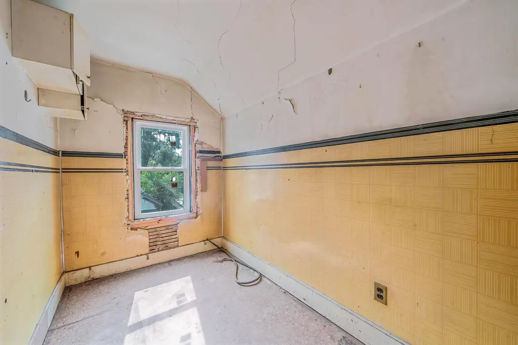 85 Jayne Avenue Patchogue NY 11772