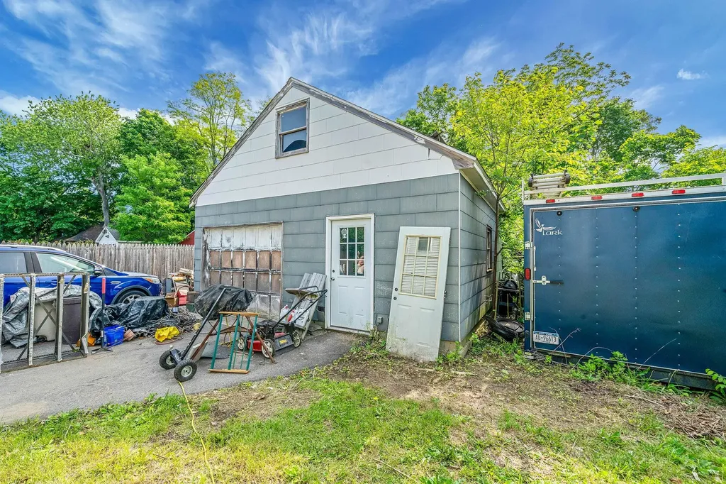 85 Jayne Avenue Patchogue NY 11772