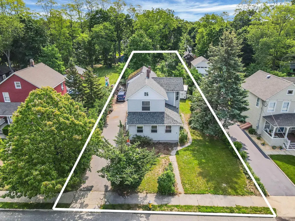 85 Jayne Avenue Patchogue NY 11772