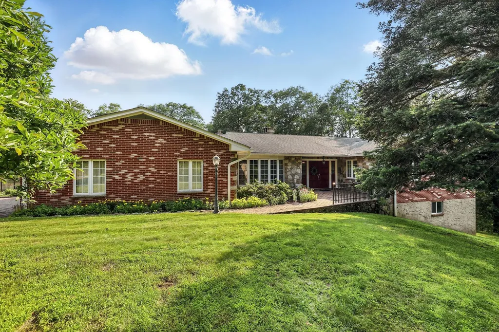 3 David Road Somers NY 10589