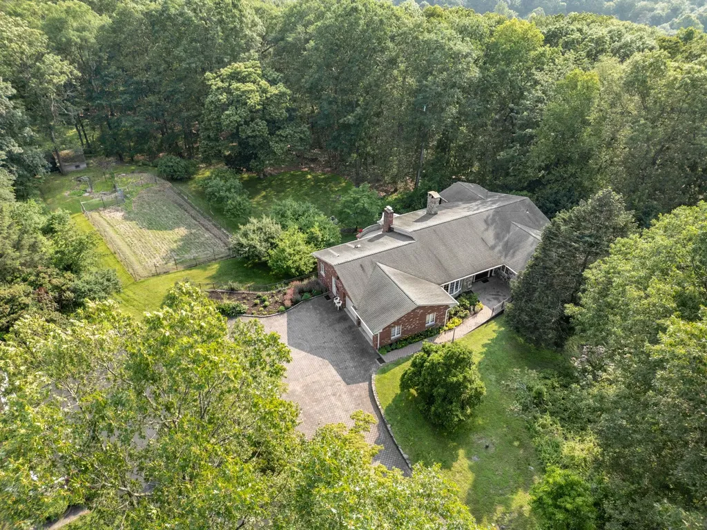 3 David Road Somers NY 10589
